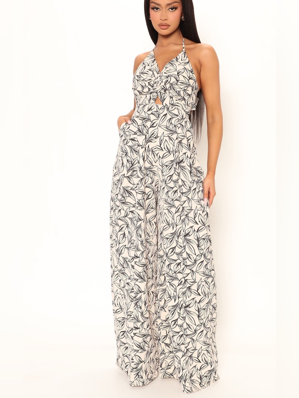 NWT Beach Vibes Printed Halter Jumpsuit w/Pockets-33” Inseam-Large